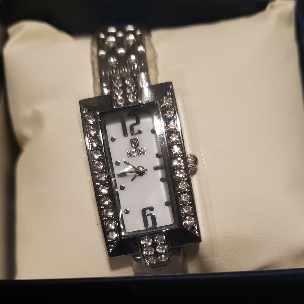 Montres Prestige Silver Women's Watch with Crystal Details